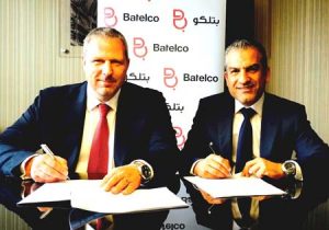 From left: Michael Martens, CEO and Managing Director, Riedel Networks With Adel Daylami, General Manager, Batelco.