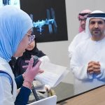 Sultan Al Neyadi interacts with students during Ham radio session